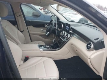 Mercedes GLC C253 2018 Mercedes-Benz GLC Glc 300 4matic 2.0 Benzyna 241KM, zdjęcie 9
