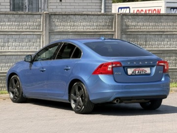 Volvo S60 II Sedan Facelifting 2.0 D3 DRIVE-E 150KM 2015 Volvo S60 2,0D3 150KM Lift/Ledy/Navi/Xenony/Alu18, zdjęcie 33