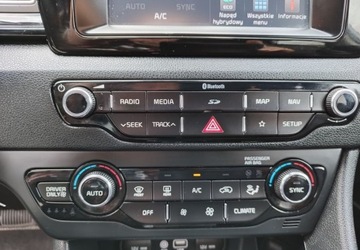 Kia Niro I Crossover 1.6 GDi Hybrid 141KM 2017 Kia Niro Kia Niro 1.6 hybryda klima kamera stan bdb gwarancja przebiegu 1.6, zdjęcie 23