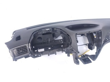 DESKA KONZOLA KOKPIT SUBARU IMPREZA III GH EVROPA