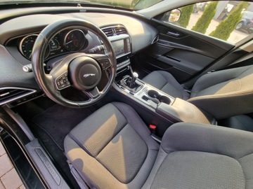 Jaguar XE Sedan 2.0 i4 163KM 2016 JAGUAR XE 2.0D ALU KLIMA KAMERA LED XENON NOWY ROZRZĄD, zdjęcie 14