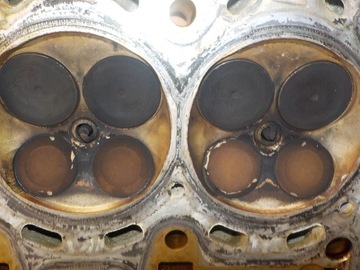 BMW E81 E87 E90 1.6B N45B16 HLAVA MOTORU 75059759