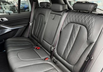 BMW X5 G05 SUV Plug-In Facelifting 3.0 50e 490KM 2024 BMW X5 Pakiet M Polska Gwarancja Hak Bezwypadkowy FVAT23 3.0, zdjęcie 30