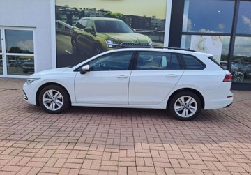Volkswagen Golf VIII Variant 1.5 eTSI 130KM 2022 Volkswagen Golf EVO Life 1.5 TSI 130KM Czujniki Tempomat LED Clima ASO, zdjęcie 3