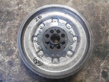 KOŁO DWUMASOWE 05L105266K VW AUDI 2.0TDI LUK