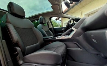 Peugeot 3008 I Crossover Facelifting 1.2 PureTech 130KM 2016 Peugeot 3008 Filmik VIDEO Head UP Panorama Navi Kamera Cofania 1.2 130KM, zdjęcie 15