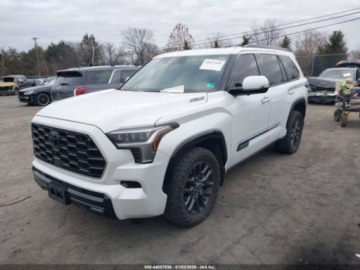 Toyota Sequoia II 2023 Toyota Sequoia Platinum 2023 3.4 Hybryda 437KM, zdjęcie 1