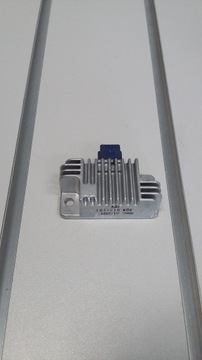 YAMAHA regulator napięcia 30W8196060