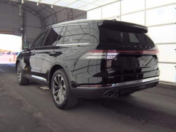 Lincoln Aviator 2025 Lincoln Aviator Reserve 2025 3.0 Benzyna 400KM, zdjęcie 2