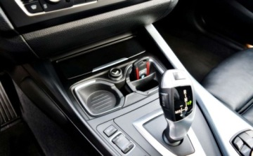 BMW Seria 1 F20-F21 Hatchback 5d 120d 184KM 2013 BMW Seria 1 Bezwypadkowy Ksenon Nawigacja SERWISOWANY 2.0 Diesel 184KM, zdjęcie 10