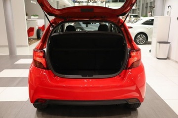 Toyota Yaris III Hatchback 5d Facelifting 1.0 VVT-i 69KM 2015 Toyota Yaris 1.0 Active EU6 Benzyna 69KM, zdjęcie 18