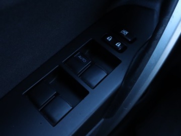 Toyota Auris II 2013 Toyota Auris 1.8 Valvematic, Automat, Navi, Klima, zdjęcie 15