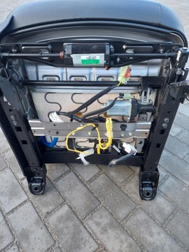 SEDADLO PŘEDNÍ PRAVÝ LEVÝ OHŘÍVAČ GB SSANGYONG KORANDO III 3 C FACELIFT