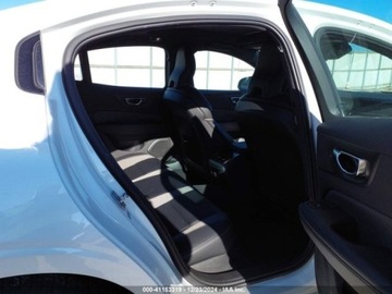 Volvo 2022 Volvo S60 2022 Volvo S60 B5 FWD R-Design 2.0 Benzyna 247KM, zdjęcie 10