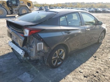Toyota Prius IV Hatchback Plug-in 1.8 Hybrid Plug-in 122KM 2022 Toyota Prius Night Shade 2022 1.8l 1.8 Hybryda 121KM, zdjęcie 3