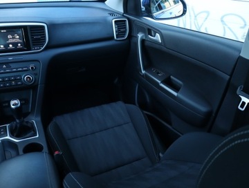 Kia Sportage IV SUV Facelifting 1.6 GDI 132KM 2018 Kia Sportage 1.6 GDI, Salon Polska, Serwis ASO, zdjęcie 7