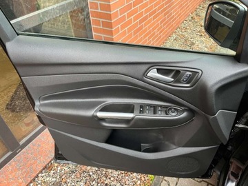 Ford Kuga II SUV Facelifting 1.5 EcoBoost 150KM 2019 Ford Kuga 1.5 benzyna 150 KM 6 biegow zarej w PL zadbany zamiana, zdjęcie 30