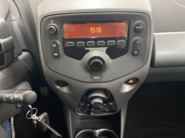 Toyota Aygo II Hatchback 3d Facelifting 1.0 VVT-i 72KM 2020 Toyota Aygo 1.0 VVT-i X-play II (2014-) Toyota Ayg, zdjęcie 14