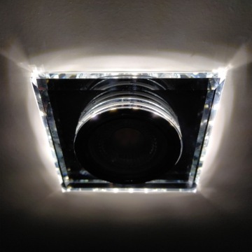 Встраиваемый светильник LED GU10 с галогенной подсветкой