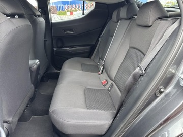 Toyota C-HR I Crossover Facelifting 1.8 Hybrid 122KM 2023 Toyota C-HR 1.8 Hybrid GPF Comfort, zdjęcie 10