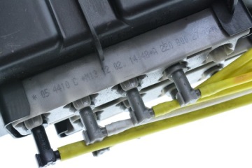 НАСОС ЦЕНТРАЛЬНОГО ЗАМКА MERCEDES W220 2208000748