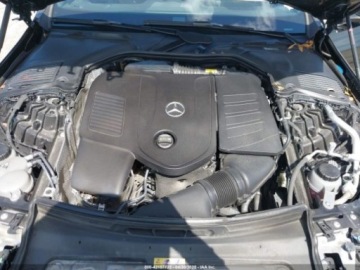 Mercedes Klasa C W206 2024 Mercedes-Benz Klasa C 300, 2024r., 2.0L 2.0 Benzyna 255KM, zdjęcie 13