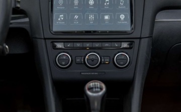 Volkswagen Golf VI Cabriolet 2.0 TSI GTI 210KM 2013 Volkswagen Golf Volkswagen Golf Cabrio GTI 2.0 Benzyna 210KM, zdjęcie 16