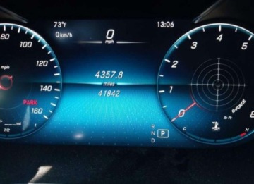 Mercedes Klasa C W206 2021 Mercedes-Benz Klasa C 2021, 2.0L, od ubezpieczalni 2.0 Benzyna 255KM, zdjęcie 13