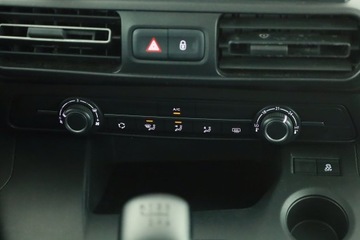 Peugeot Rifter Standard 1.5 BlueHDI 102KM 2021 Peugeot Rifter 1.5 BlueHDi, Salon Polska, VAT 23%, zdjęcie 9