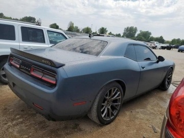 Dodge Challenger III 2016 Dodge Challenger 2016 SRT HellCat 6.2 Benzyna 707KM, zdjęcie 3