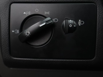 Ford Focus II Hatchback 5d 1.6 Duratorq TDCi 90KM 2008 Ford Focus 1.6 TDCi, HAK, Klima, El. szyby, zdjęcie 13