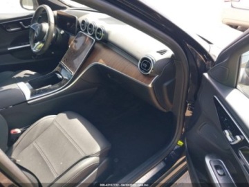 Mercedes Klasa C W206 2024 Mercedes-Benz Klasa C 300, 2024r., 2.0L 2.0 Benzyna 255KM, zdjęcie 10