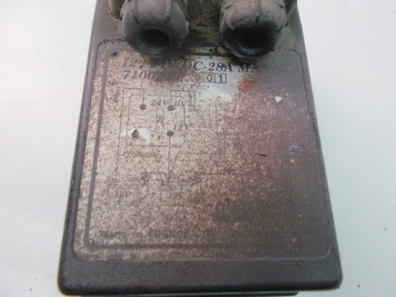 RENAULT MIDLUM 210 00 НЕСУЩИЙ ПРЕОБРАЗОВАТЕЛЬ 12/24В