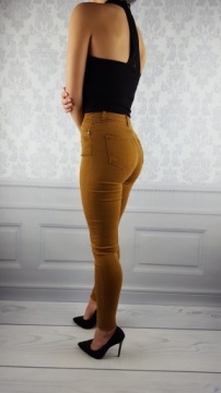 # ЖЕНСКИЕ ДЖИНСОВЫЕ БРЮКИ ЗАУЖЕННЫЕ ЦВЕТА #