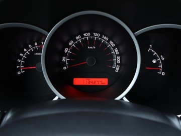 Kia Venga Mikrovan 1.6 DOHC CVVT 125KM 2010 Kia Venga 1.6 CVVT, Salon Polska, Serwis ASO, zdjęcie 10