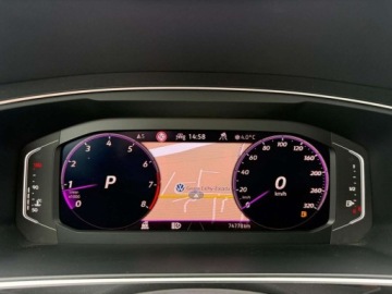 Volkswagen Tiguan II SUV R 2.0 TSI 320KM 2022 Volkswagen Tiguan 2.0 TSI 320KM R4x4DSGIQ.MATRIX360Niski PrzebiegASOSalonP, zdjęcie 16
