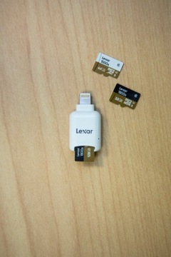 Устройство чтения карт памяти Lexar MicroSD Lightning Reader