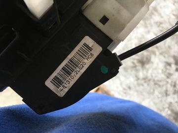 HYUNDAI I30 I 07-12 ZÁMEK DVEŘE LEVÝ PŘEDNÍ 6 PIN