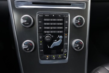 Volvo XC60 I SUV Facelifting 2.4 D5 215KM 2015 Volvo XC60 D5, Salon Polska, Serwis ASO, 211 KM, zdjęcie 15