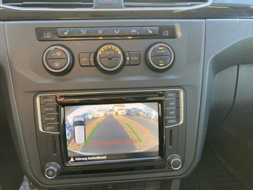 Volkswagen Caddy IV Kombi Maxi 2.0 TDI SCR BlueMotion Technology 102KM 2020 Volkswagen Caddy niepełnosprawnych rampa inwalida, zdjęcie 25