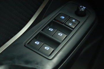 Toyota C-HR I Crossover 1.2L Turbo 116KM 2018 Toyota C-HR 1.2 Turbo, Salon Polska, Klima, zdjęcie 14