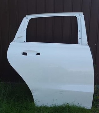 DRZWI PRAWY TYŁ MERCEDES B 247 W247