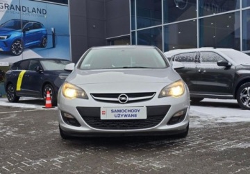 Opel Astra J Hatchback 5d Facelifting 1.6 Twinport ECOTEC 115KM 2015 Opel Astra 1.6 Benzyna 115 KM Enjoy, bezwypadkowy, VATmarza 1.6 Benzyna, zdjęcie 8