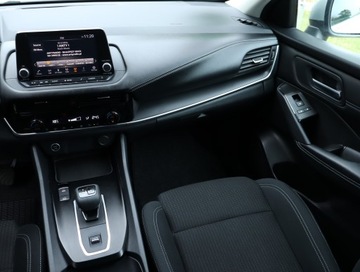 Nissan Qashqai III Crossover 1.3 DIG-T MHEV 158KM 2022 Nissan Qashqai 1.3 DIG-T MHEV, Salon Polska, zdjęcie 7