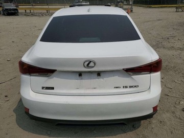 Lexus IS III 2017 Lexus IS 300 2017 3.5l 3.5 Benzyna 255KM, zdjęcie 2