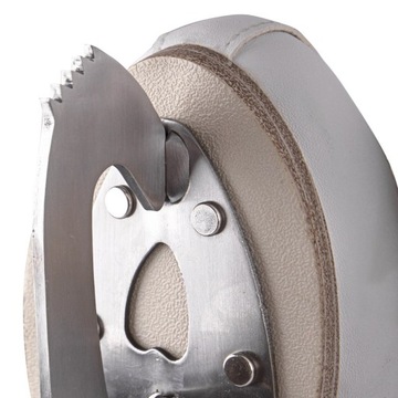 ЖЕНСКИЕ ЗИМНИЕ ФИГУРНЫЕ КОНЬКИ LIORE, РАЗМЕР 39 WORKER