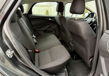 Ford Focus III Sedan Facelifting 1.5 TDCi 95KM 2017 Ford Focus Ford Focus 1.5 TDCi Trend Sport 1.5 Diesel 95KM, zdjęcie 15