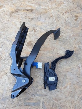 АВТОМАТИЧЕСКИЕ ПЕДАЛИ ПОДЪЕМА FORD MONDEO MK4