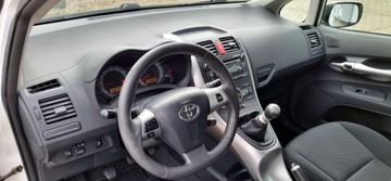 Toyota Auris I Hatchback 5d Facelifting 1.6 Valvematic 132KM 2012 Toyota Auris 1,6 16v 130km Benzyna 6-Biegow Kl..., zdjęcie 11