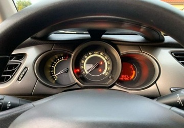 Citroen C3 II Hatchback facelifting 1.2 VTi 82KM 2015 Citroen C3 1,2 82KM Klimatyzacja 1.2 Benzyna 82KM, zdjęcie 8